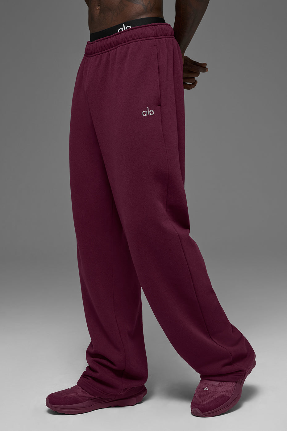 Accolade Straight Leg Sweatpant - Burgundy