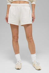 Accolade Short - Ivory